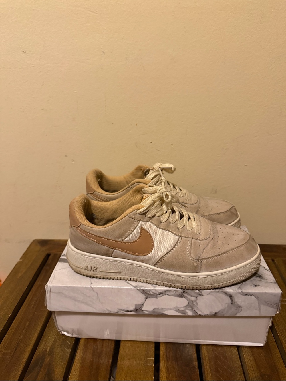 Nike Kids Tan and Beige Low-Top Sneakers